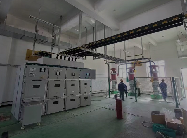 �l�缘���型母线现场�?> </div>
        <div   id=